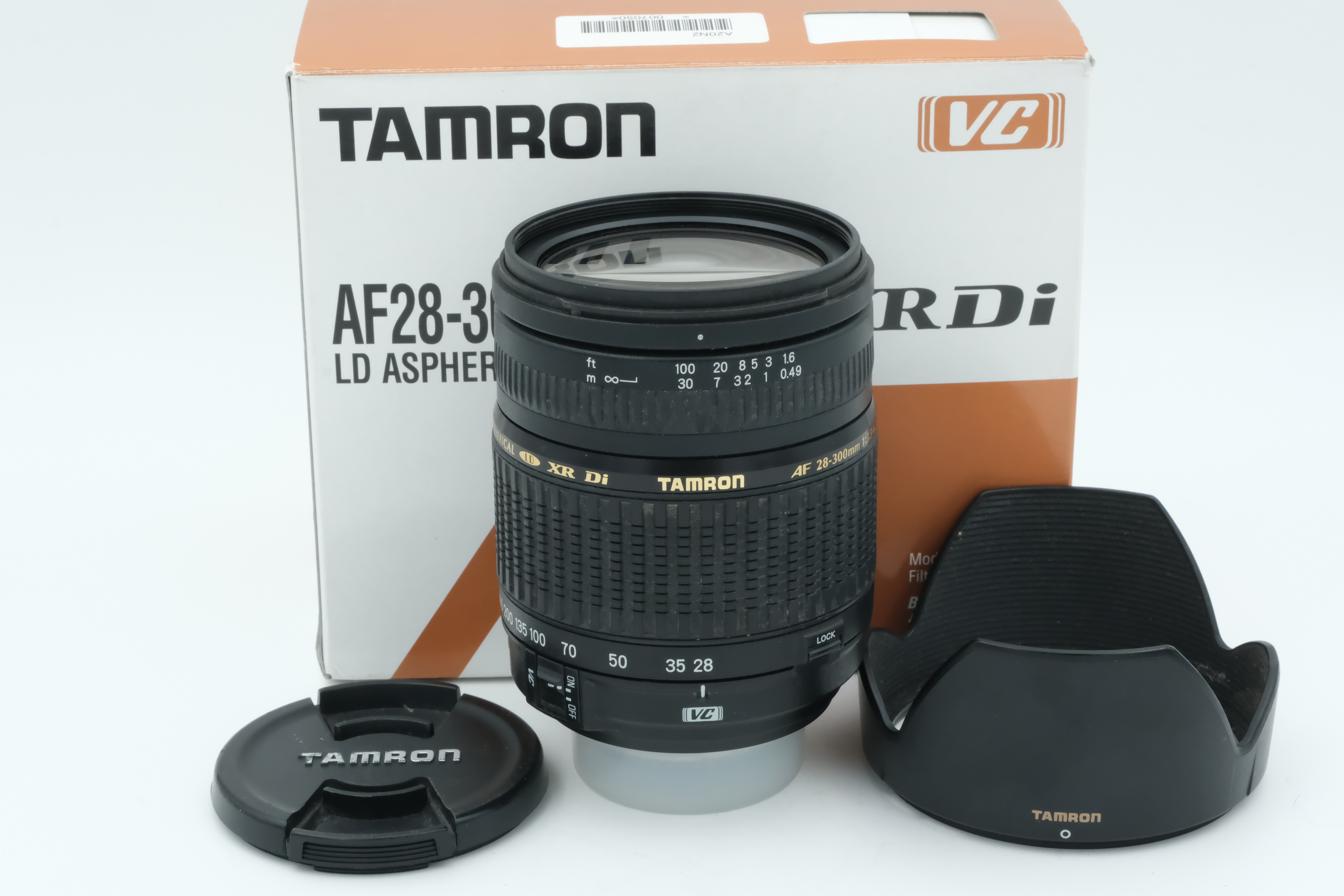 Tamron AF 28-300mm 3,5-6,3 Di VC + Sonnenblende für Nikon